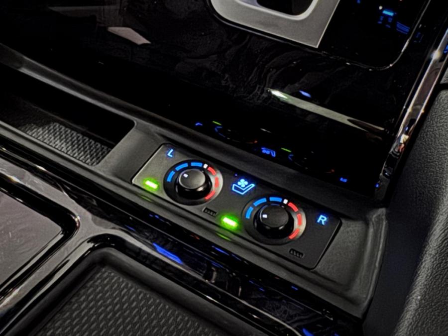 Alphard 2.5 SC Modellista - Image 9